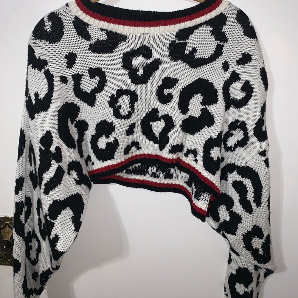 Cropped sweater